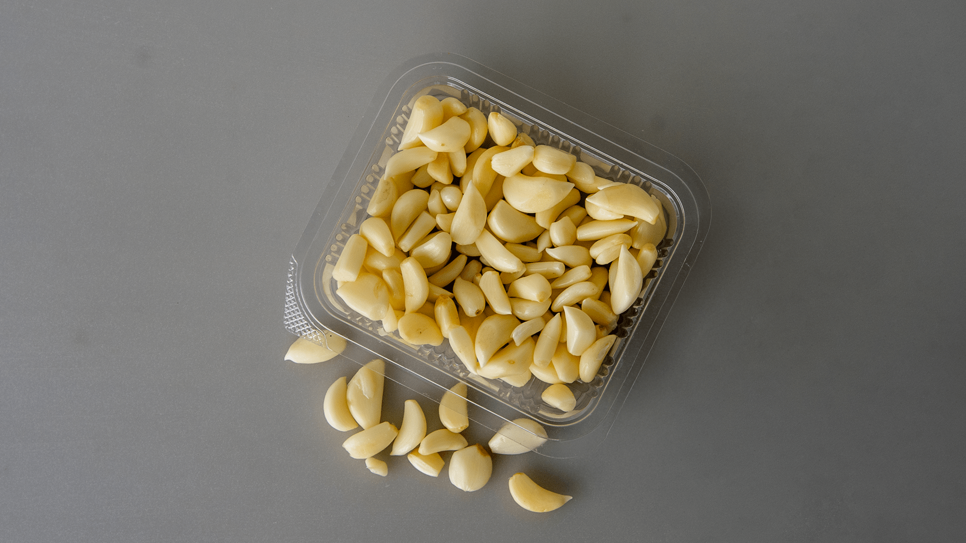 Peeled Garlic (100g)